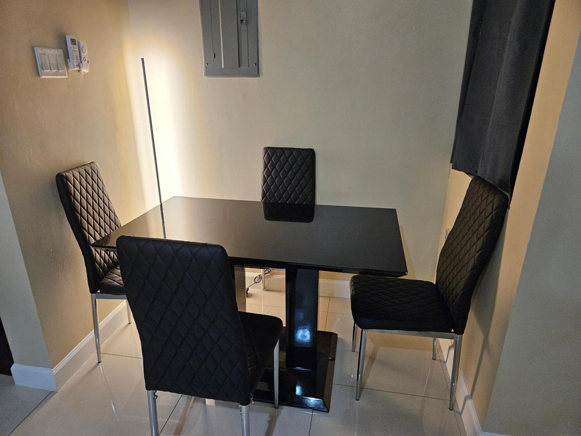 Ramzie'S Place Кингстън Екстериор снимка